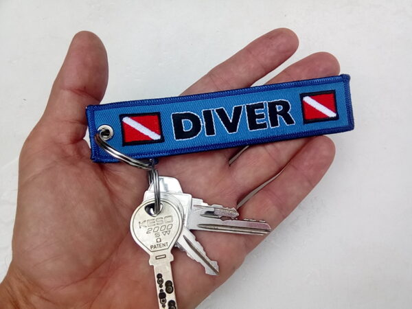 Keychain Diver (only available in Europe) - Image 3