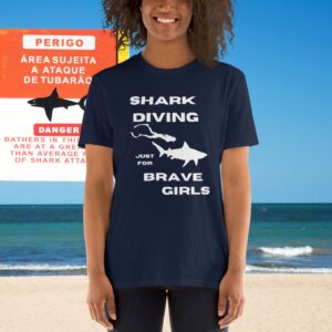 T Shirt Shark Diving Brave Girls Normal