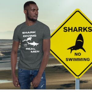 T Shirt Shark Diving Real Men Normal