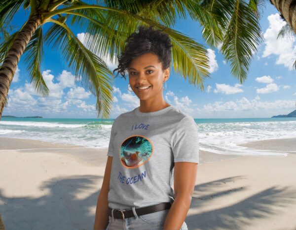 I love the ocean ray Short-Sleeve Unisex T-Shirt - Image 5